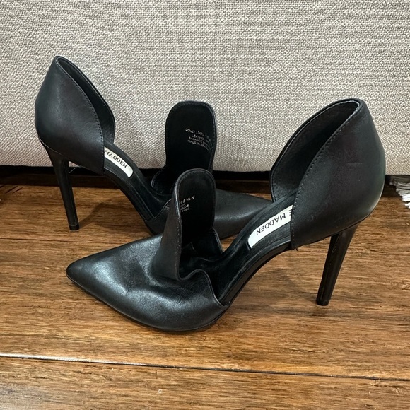 Steve Madden Dolly Black Stiletto Heels with Cut-Out Design size 6.5 - Picture 6 of 9